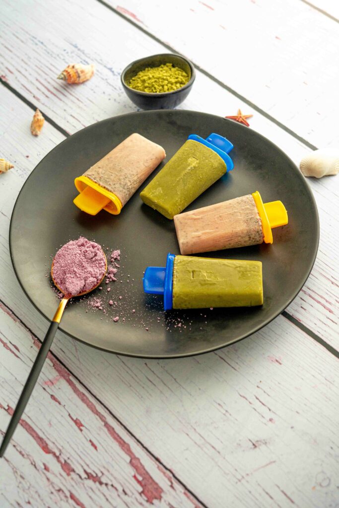 piatto con ghiaccioli e taro e te matcha