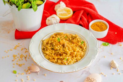 fregola con carciofi