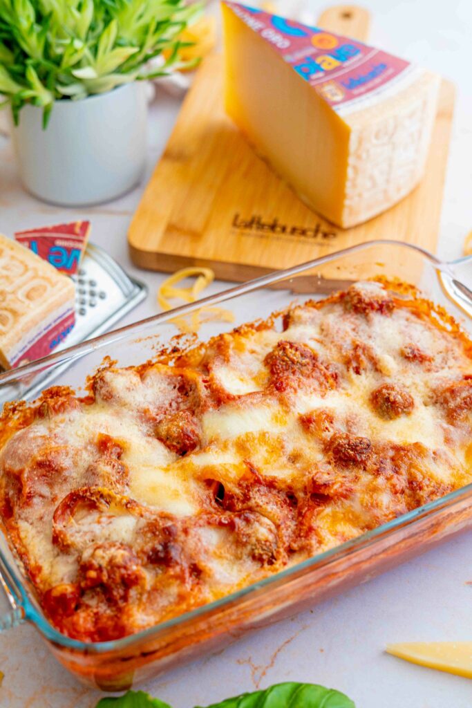 nidi di tagliatelle al forno