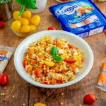 fregola sarda con bastoncini di mare
