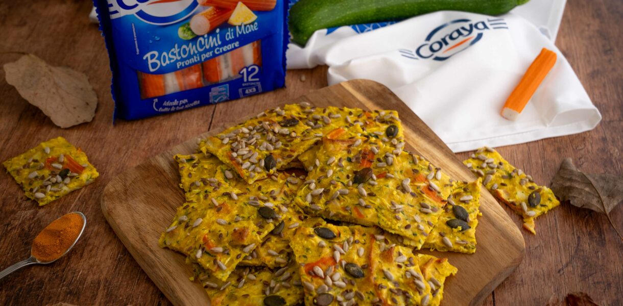 schiacciata alla curcuma e bastoncini di mare