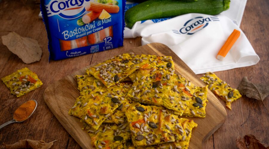 schiacciata alla curcuma e bastoncini di mare
