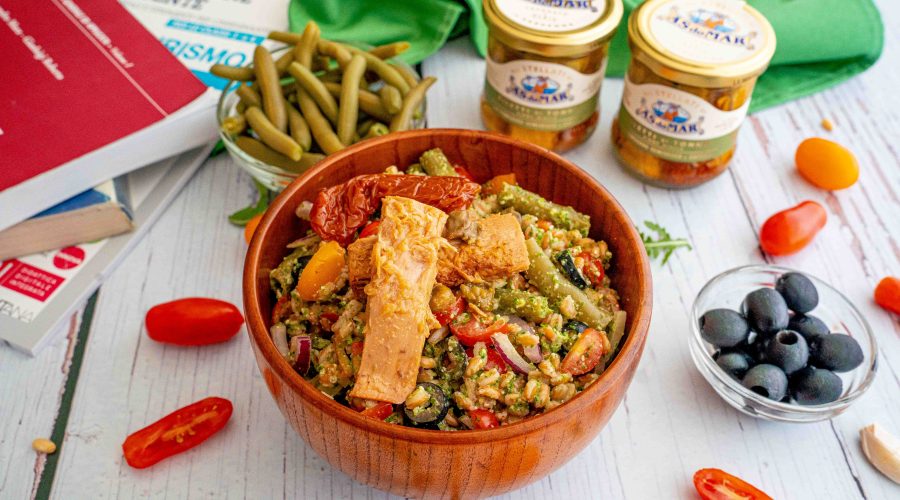 insalata di farro con filetti di tonno